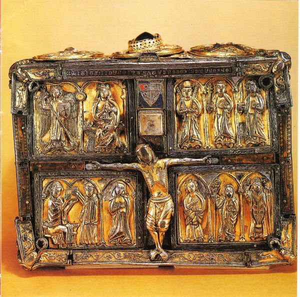 De zogeheten 'Domnach Airgid' (= zilveren schrijn [of 'kerk']).