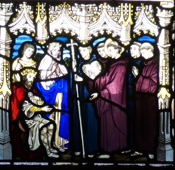 Abt Gregorius meldt zich met 40 monniken bij koning Ethelbert en koningin Bertha van Kent